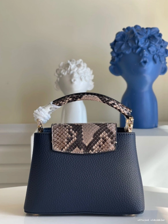 Official oldcobbler VUITTON LOUIS MINI CAPUCINES 0817